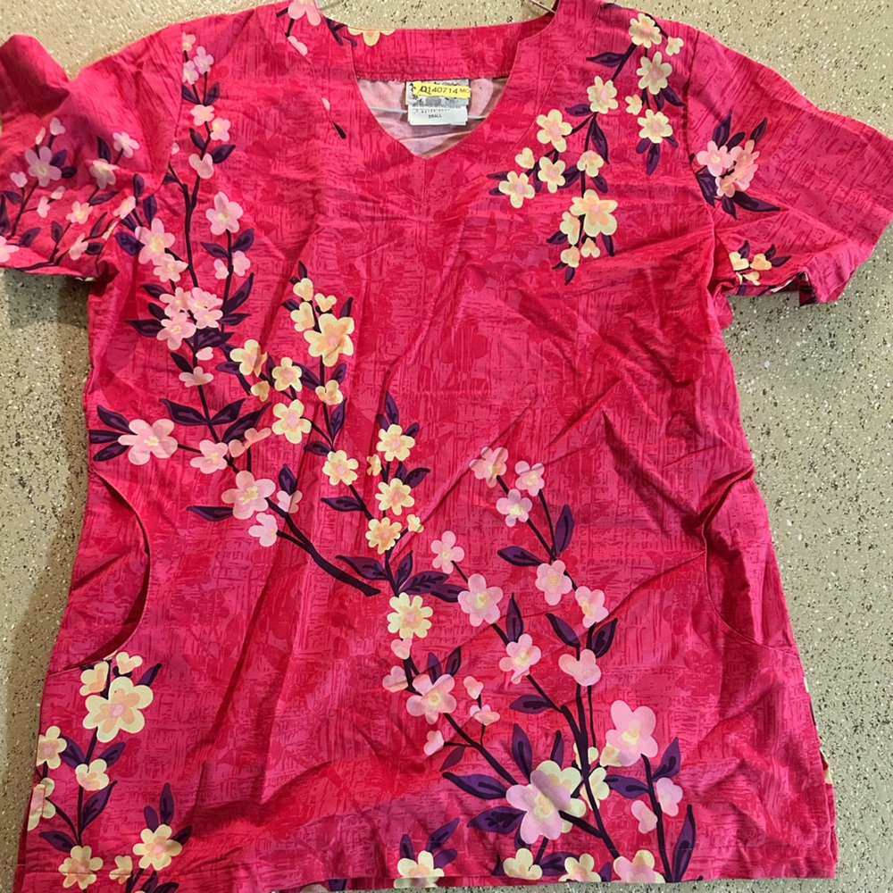 Scrub Top